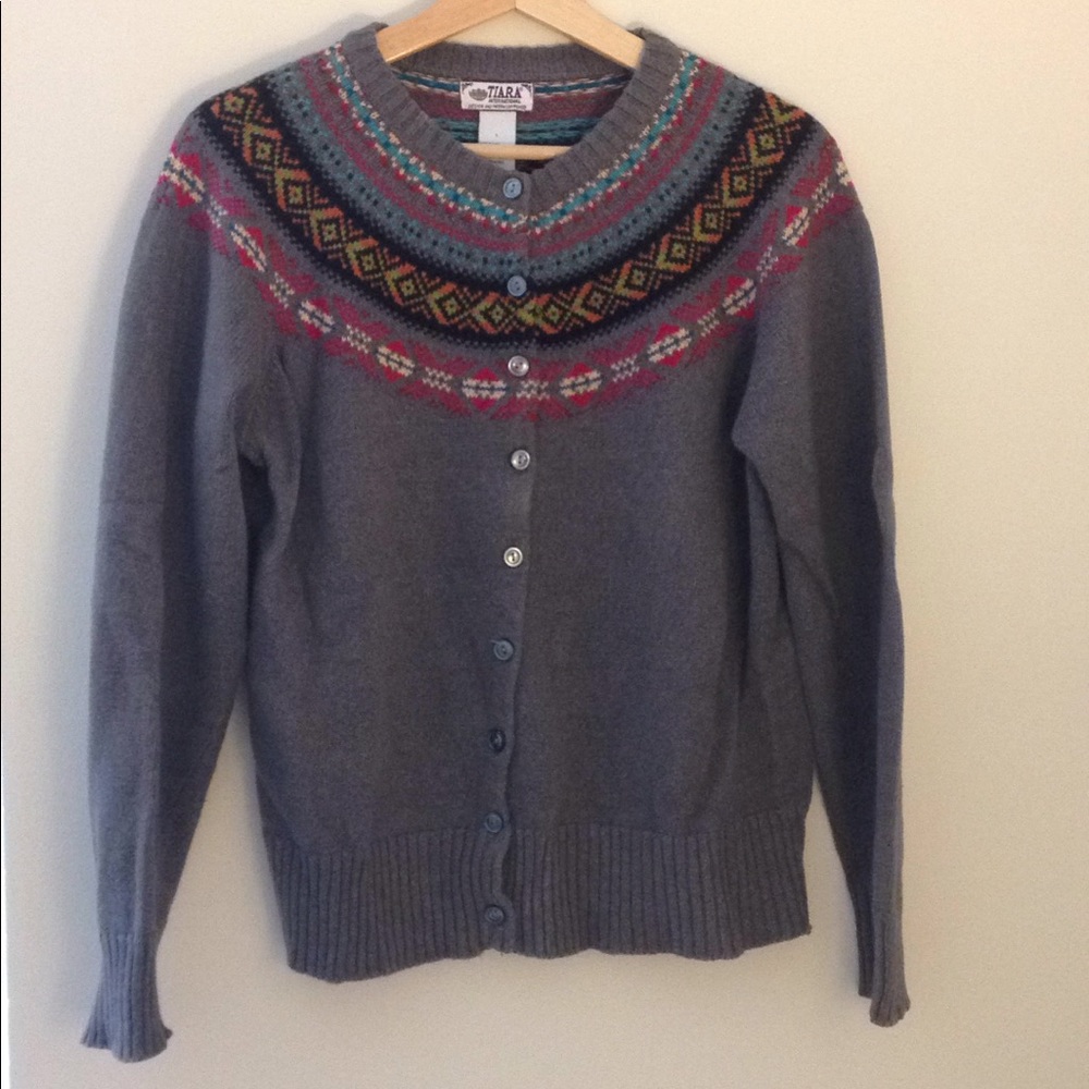 Fairisle cardigan sweater gray